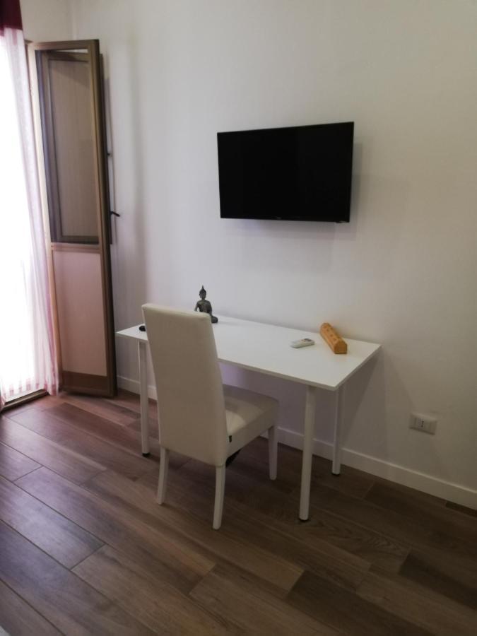 Casa Di Edo Bed & Breakfast Brindisi Ngoại thất bức ảnh