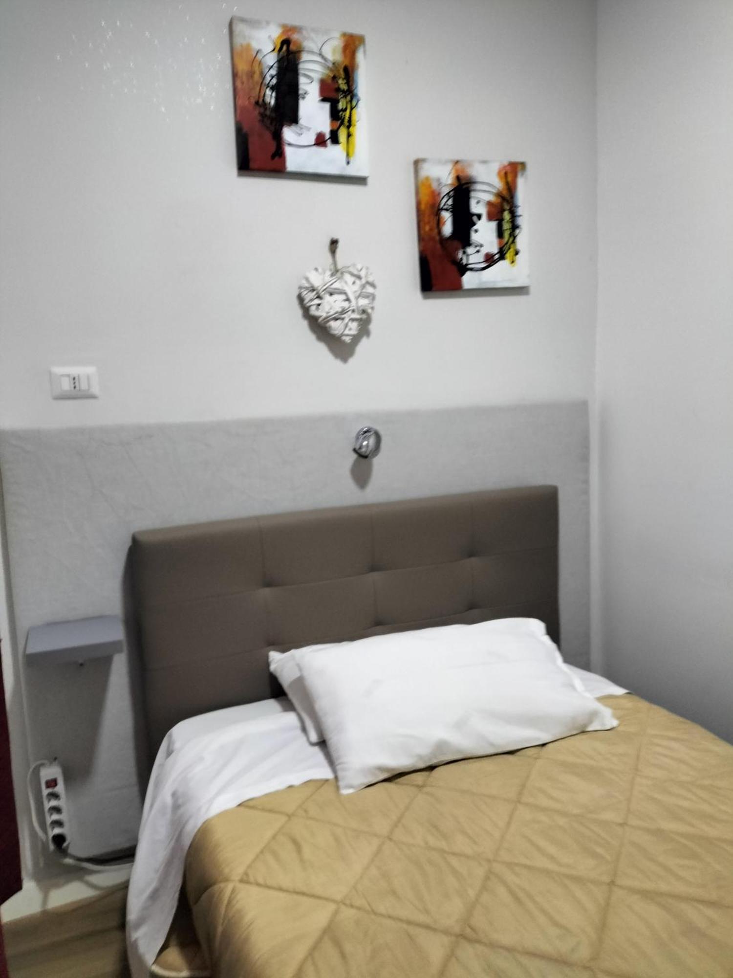 Casa Di Edo Bed & Breakfast Brindisi Ngoại thất bức ảnh